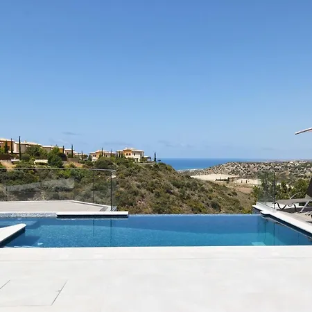 3 Bedroom Lania With Private Pool And Wonderful Sea Views, Aphrodite Hills Villa *