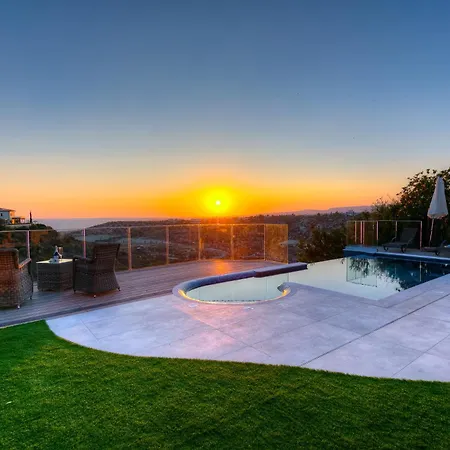 3 Bedroom Lania With Private Pool And Wonderful Sea Views, Aphrodite Hills Villa