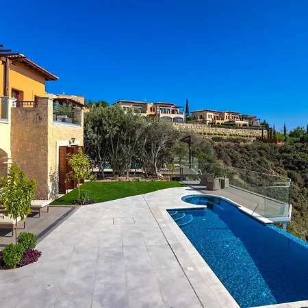 3 Bedroom Lania With Private Pool And Wonderful Sea Views, Aphrodite Hills