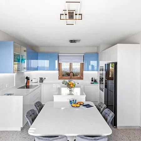 3 Bedroom Lania With Private Pool And Wonderful Sea Views, Aphrodite Hills * Kouklia