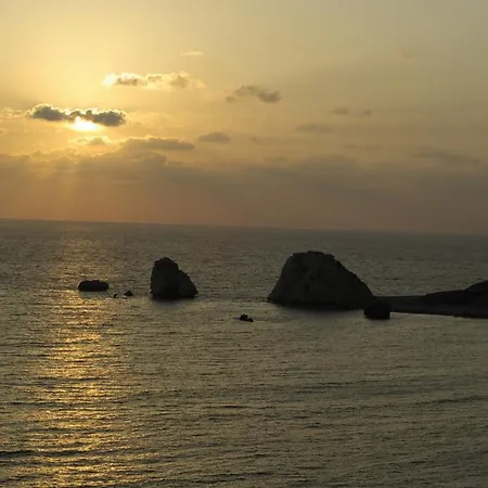 3 Bedroom Lania With Private Pool And Wonderful Sea Views, Aphrodite Hills